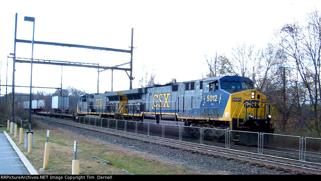 CSX 5012 leads Q172